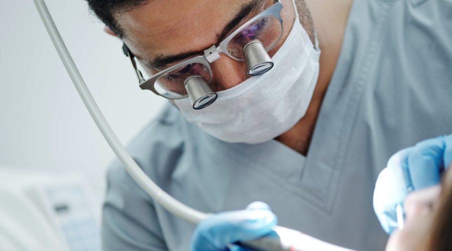 Warum ist es wichtig mindestens 1 mal pro Jahr zum Zahnarzt zu gehen